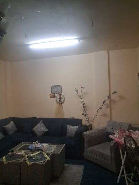 بيت جديد بالكامل للبيع في الوحدات - 2