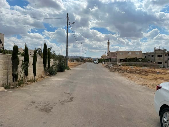 قطعة أرض سكنية في أبو نصير موقع حيوي - 2