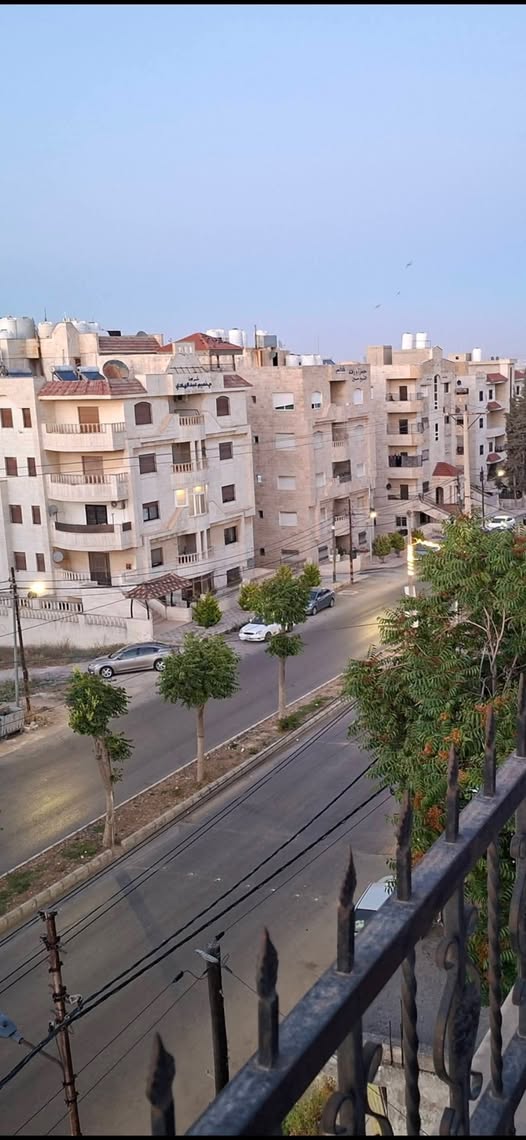 شقة نظيفة للإيجار في إربد – فرصة لا تفوت