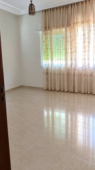 شقة مميزة للبيع في ضاحية الحاج حسن - 3