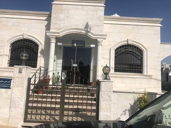 فيلا فاخرة للبيع في بدر الجديدة - 500م