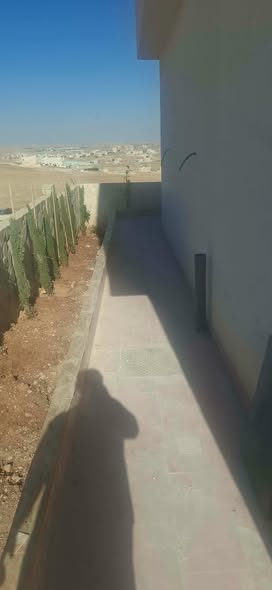 دوبلكس فاخر للبيع في حي المسامير موقع لا يعوض - 2