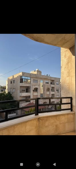 شقة فاخرة للبيع في الجبيهة - إطلالة مزدوجة