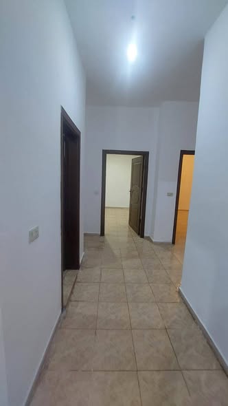 شقة فاخرة للإيجار في طبربور - 2
