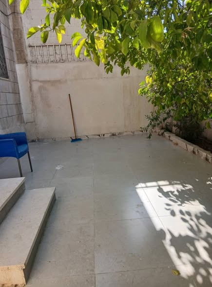 شقة أرضية فاخرة للإيجار في عمان - 2