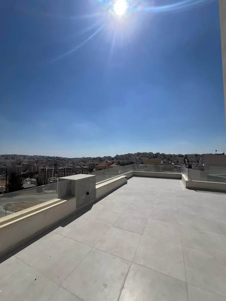 روف فاخر للبيع في عبدون - 2