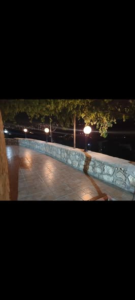 مزرعة فاخرة للبيع في كروم المزود - 4