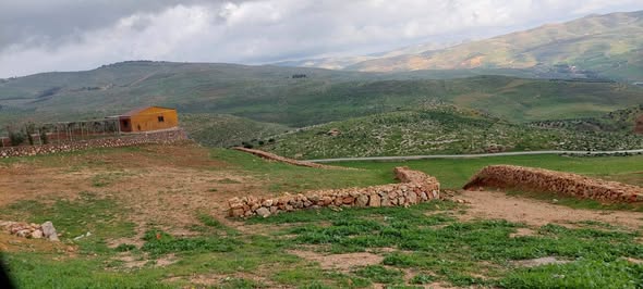 تملك أرض استثمارية في جرش - منطقة الكفير - 3