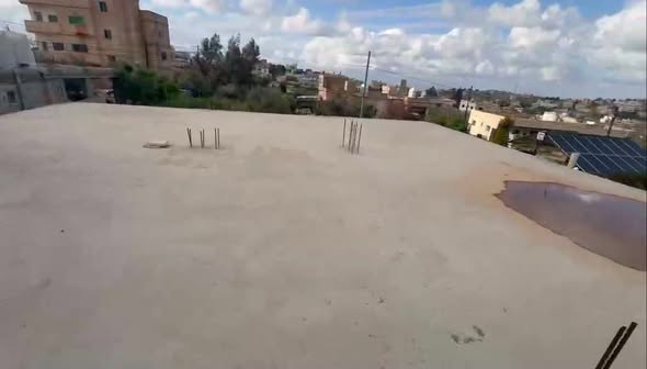 منزل قيد الإنشاء للبيع في المزار الشمالي - 3