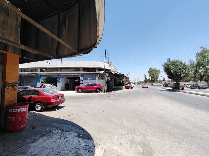 مخزن للبيع بسعر حرق في المدينة الصناعية