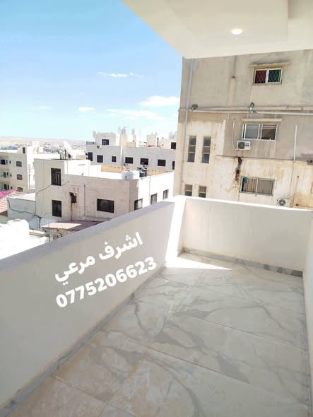 شقة شبه أرضية فاخرة للبيع في الزرقاء الجديدة - 2