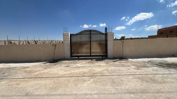 أرض مميزة للبيع في جنوب عمان مع أشجار مثمرة - 2