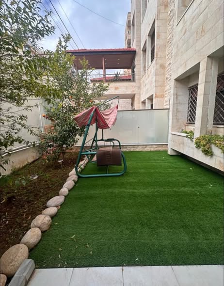 شقة مفروشة بمساحة واسعة في الجاردنز
