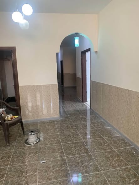 شقة واسعة مفروشة جزئياً للإيجار في ضاحية الرشيد - 5