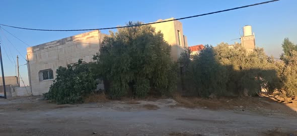 بيت مستقل للبيع أو للإيجار في إربد