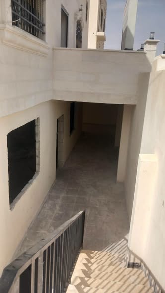 منزل مستقل فاخر للبيع في جربيا - 5