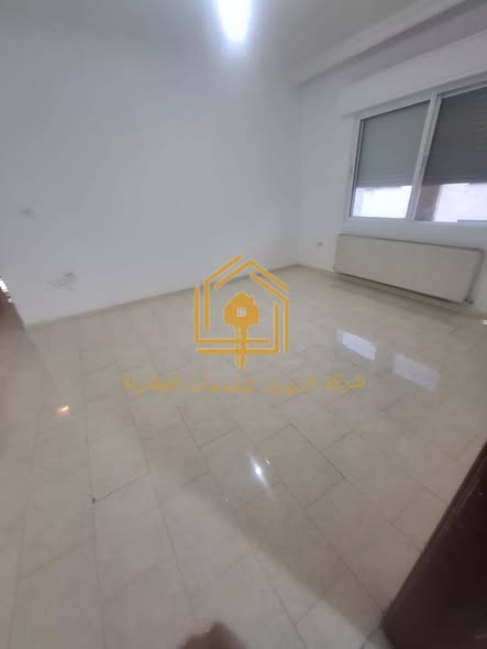 شقة فاخرة للإيجار في دير غبار - 3