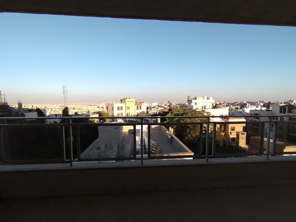 شقة فاخرة للإيجار في الرابية - 240 متر - 2