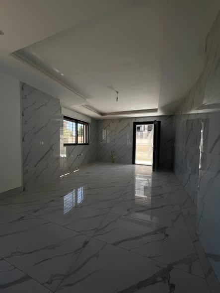 شقة جديدة غير مسكونة للبيع في تلاع العلي - 4