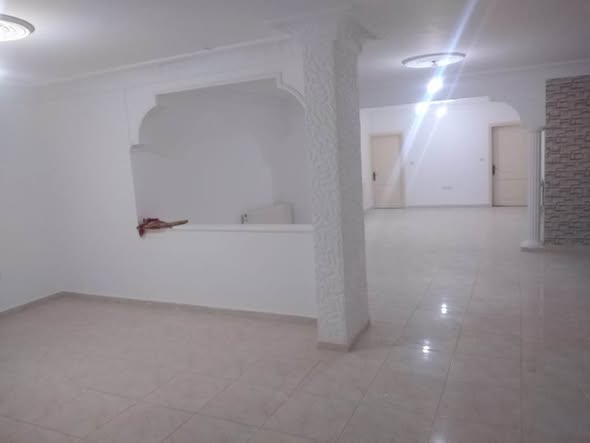 شقة فاخرة في خلدا - 4 نوم مع حديقة خاصة