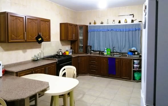منزل مستقل فاخر للبيع في إربد, بشرى - 5