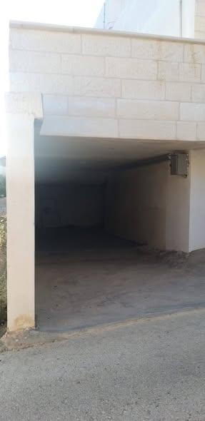 بيت مستقل فاخر في ناعور - مساحة واسعة وإطلالة مميزة - 4