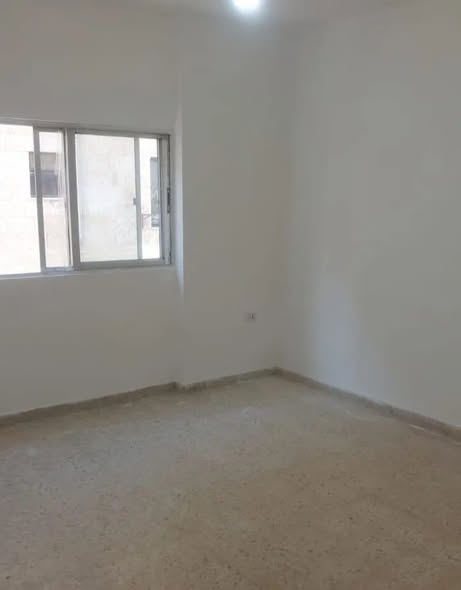 شقة للإيجار في جبل الحسين - 4