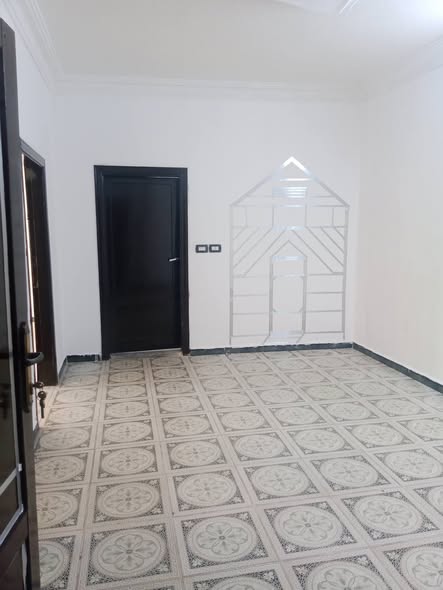 شقة للإيجار في الزرقاء الجديدة - 2