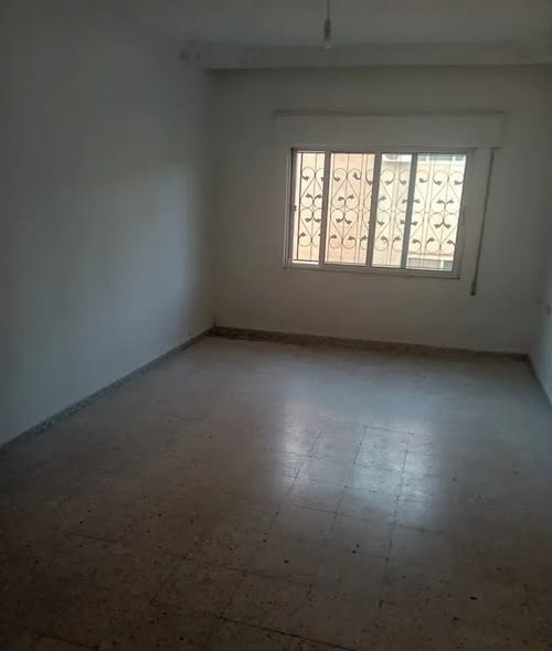 ستوديو للإيجار في شارع الجامعة - 3
