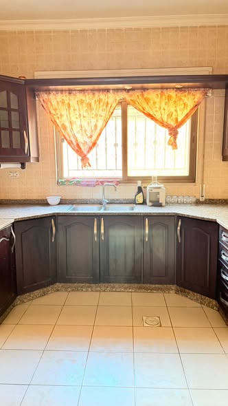 شقة للبيع في البنيات - جاهزة للسكن