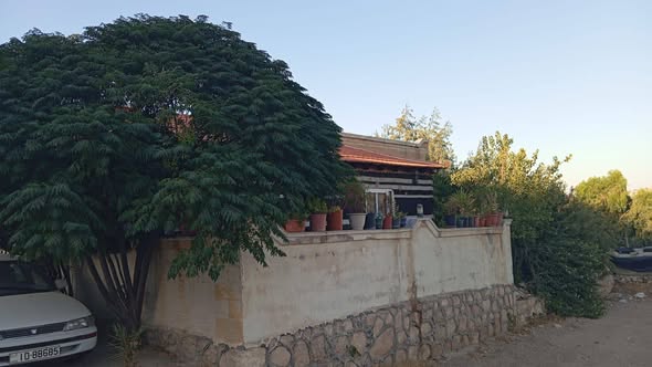 بيت مستقل للبيع في العالوك - فرصة مثالية