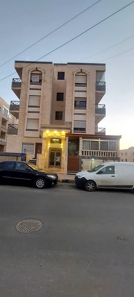 شقة مفروشة فاخرة للبيع في أرقى مناطق البيادر
