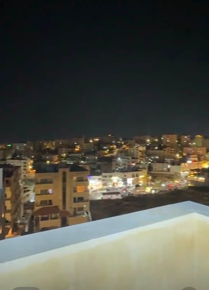 دوبلكس فاخر مع روف للبيع - مساحة 182م²