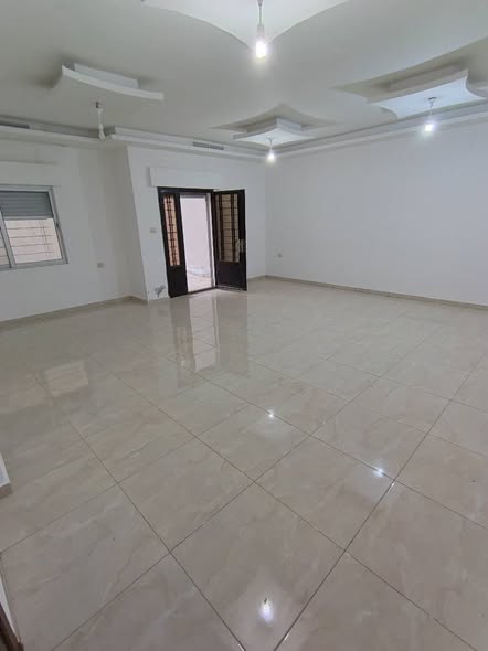 شقة فاخرة لم تُسكن للإيجار في ضاحية الرشيد - 3