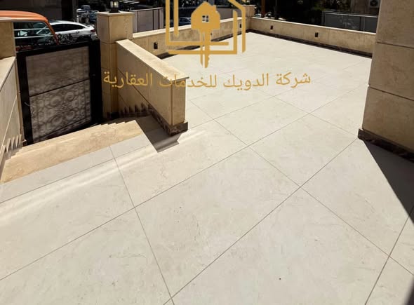شقة أرضية فاخرة في عبدون للإيجار - 4
