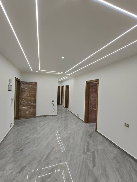 شقة فاخرة للإيجار في طابق أخير - لم تُسكن - 5