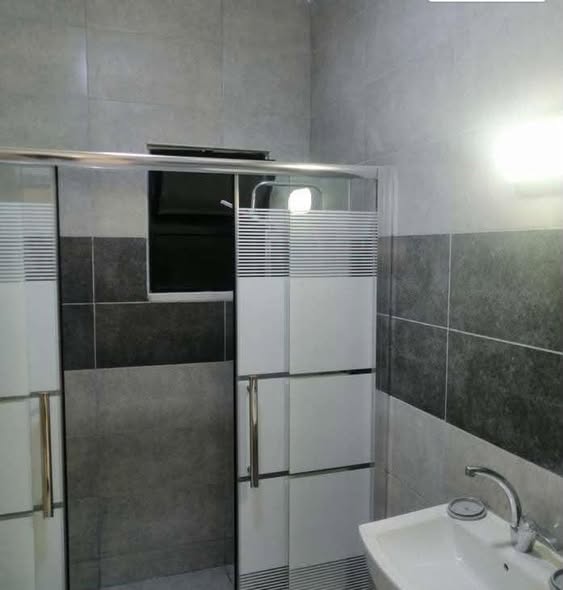 شقة فاخرة جديدة لم تسكن للإيجار في إربد - 4