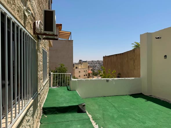شقة فاخرة شبه أرضية للإيجار في عبدون - 5