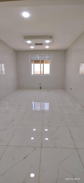 شقة فاخرة للبيع في إربد بدفع ميسر - 4