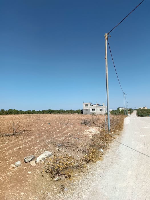 أرض سكنية بإطلالة خلابة في إربد – المغير فرصة نادرة