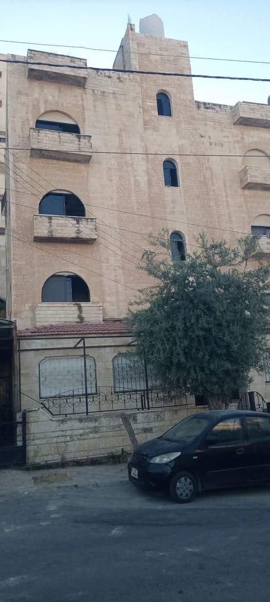 عمارة استثمارية للبيع في ضاحية الرشيد - عمان