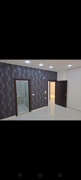 شقة فاخرة حديثة للبيع - لم تسكن بعد في موقع راقي - 3