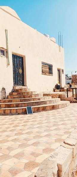 مزرعة فاخرة مع بيت حديث للبيع - 5