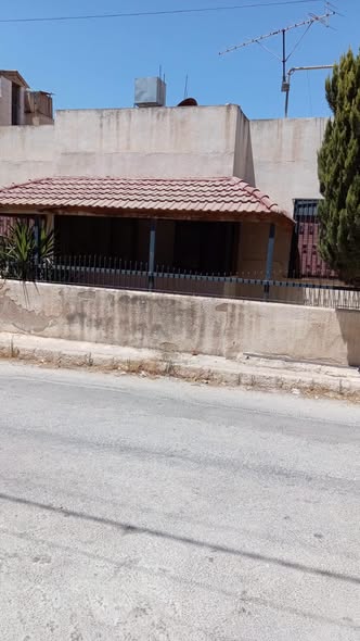 بيت مستقل للبيع في طبربور على شارعين - 5