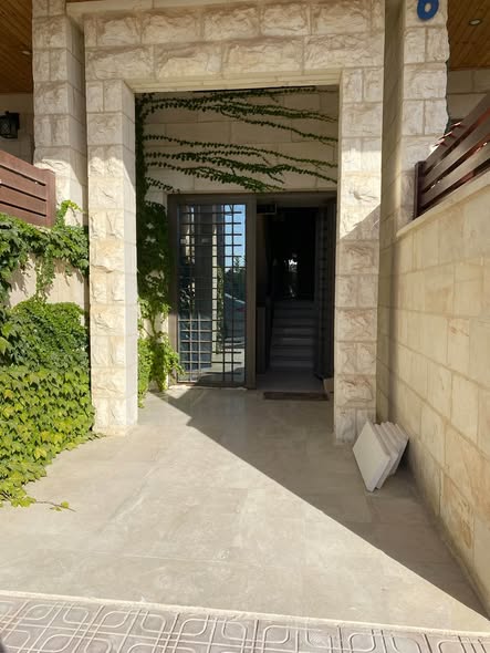 شقة فاخرة في خلدا للبيع - 150م - 3