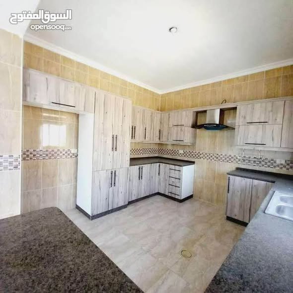 شقة فاخرة للإيجار في الكرسي - 2