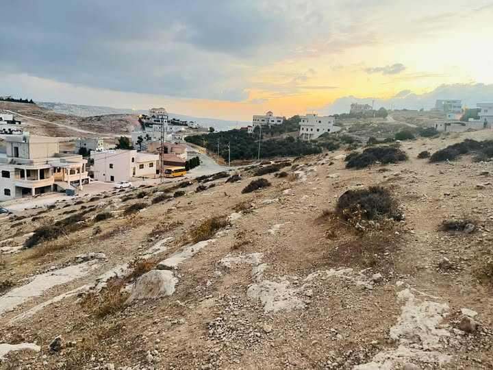 أرض سكنية مميزة في أم رمانة بإطلالة رائعة