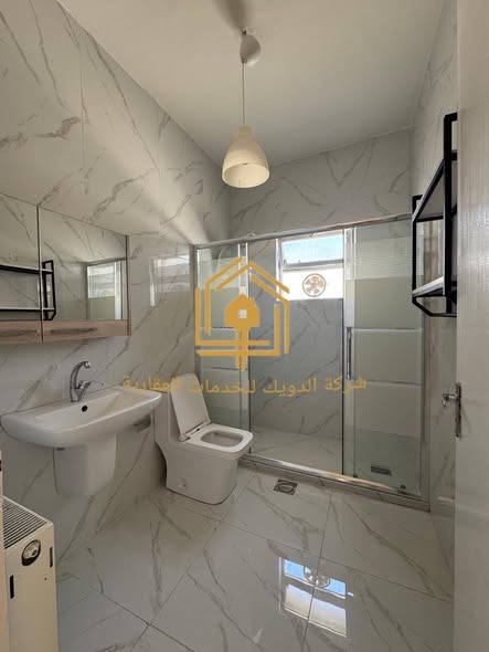 شقة مجددة بالكامل للإيجار في الرابية - 3
