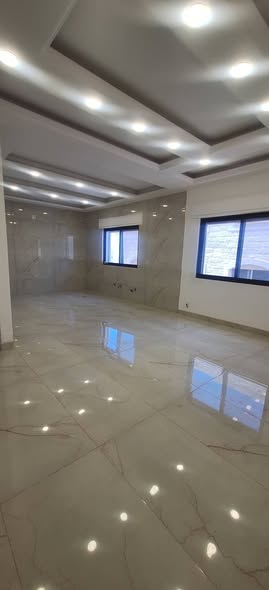 شقة روف فاخرة للبيع في أبو نصير مع كراج ومستودع - 3