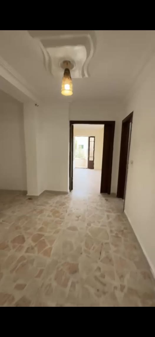 شقق فاخرة للبيع في البقعان، السلط